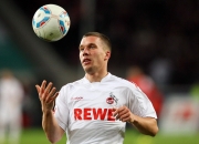 开云体育入口-萨卡里程碑之夜，埃及终结威尔士，新星闪耀改写历史