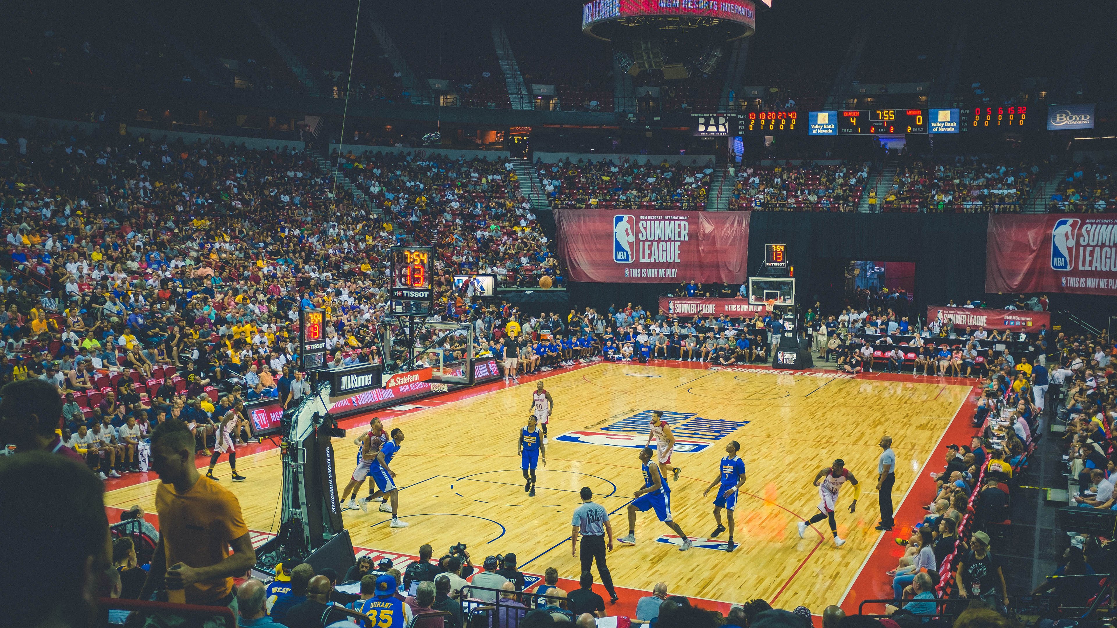 火箭制霸独行侠，切特成为关键先生