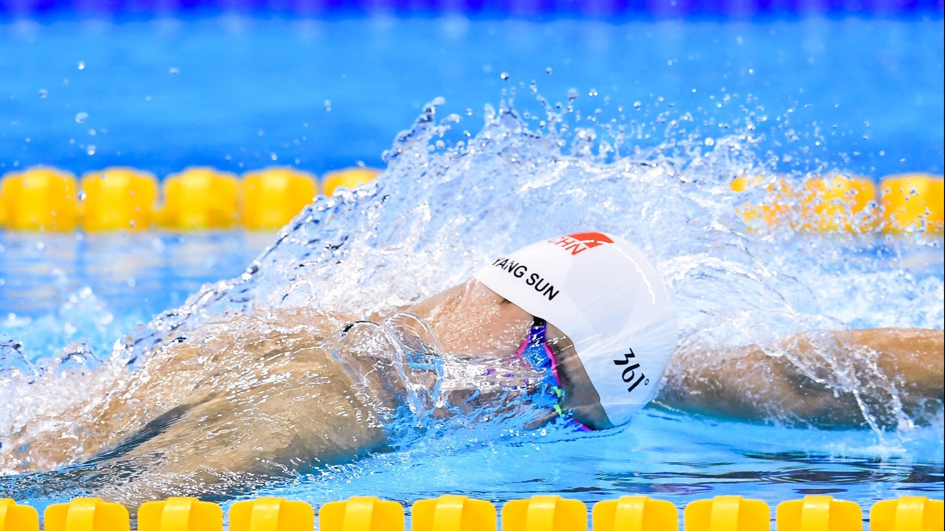 当太阳击溃勇士，马克西在年度焦点之战中接管比赛的启示